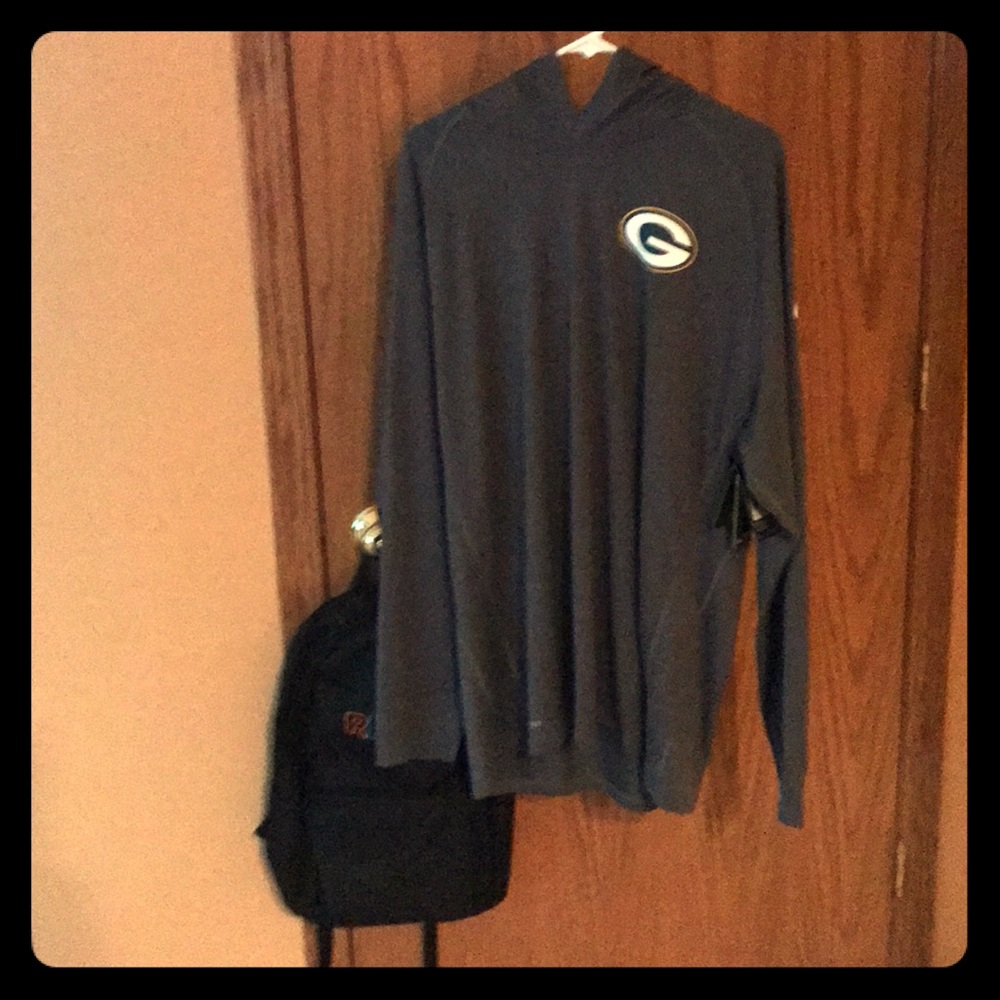 Men’s thin Packers long sleeve with hood